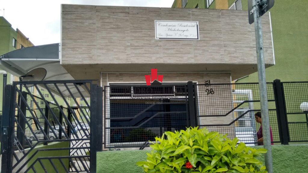 Apartamento  47 m², 3 dormitórios, 1 vaga livre, sala ampla e sem elevador no Cangaíba