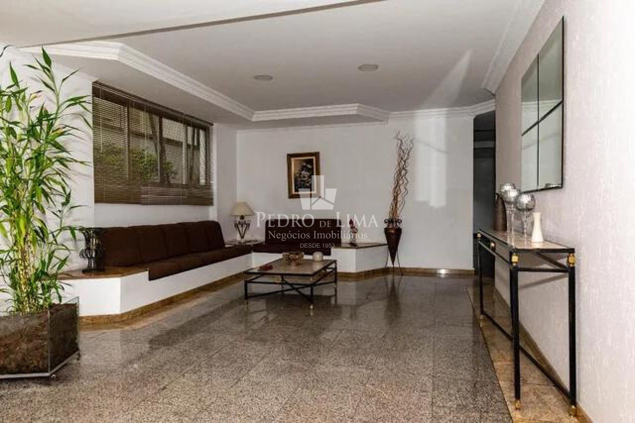 Apartamento 160m², 4 Quartos, 1 suíte, 3 vagas, Jardim Anália Franco. Condomínio Ana Lúcia