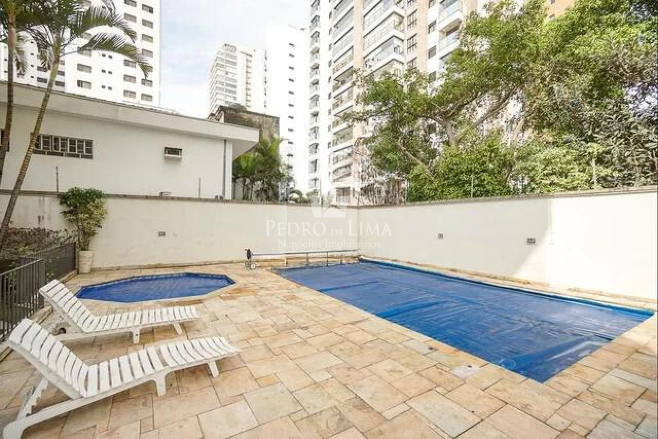 Apartamento 160m², 4 Quartos, 1 suíte, 3 vagas, Jardim Anália Franco. Condomínio Ana Lúcia
