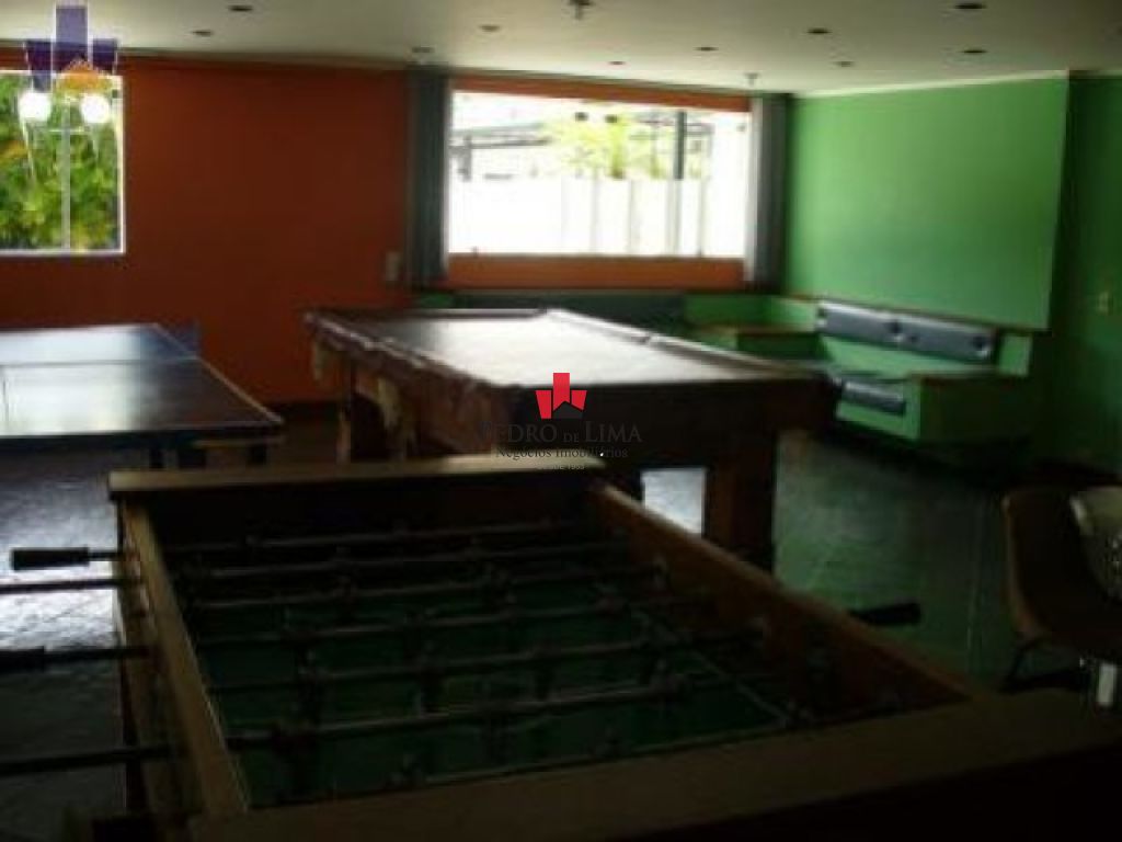 Apartamento 2 dormitórios, 1 Suite e 1 vaga coberta  na Penha