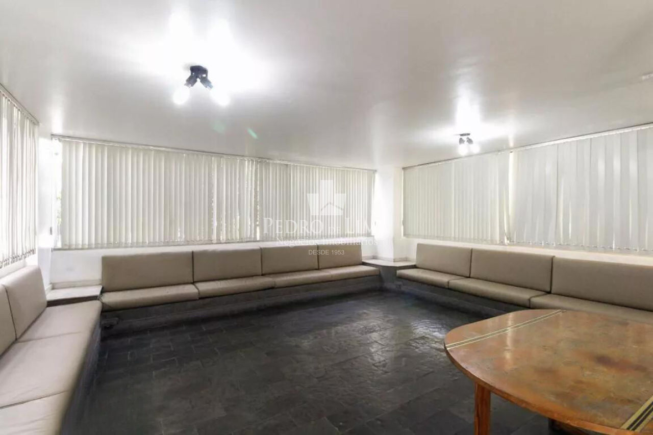 Apartamento 3 quartos sendo 1 suíte, 2 banheiros, 1 vaga de garagem no Tatuapé Edifício Silvia Maria