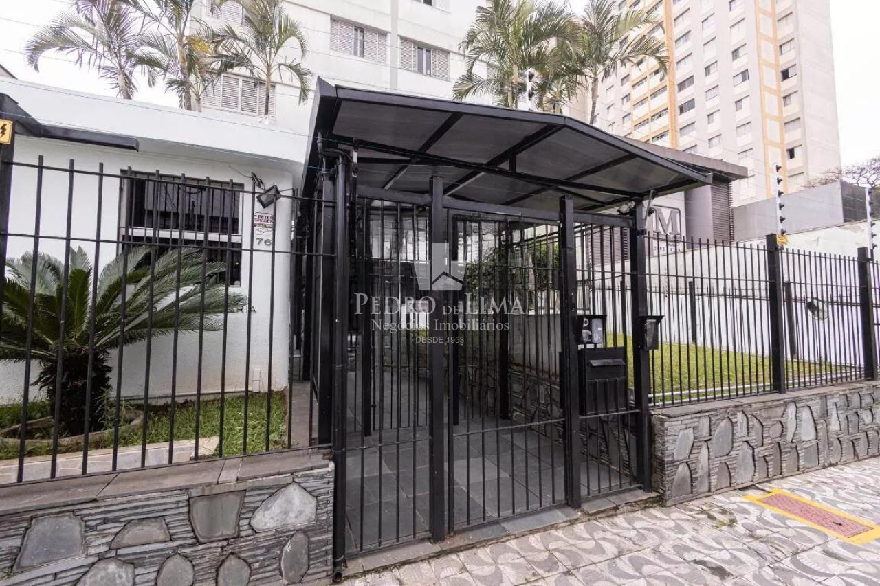 Apartamento 3 quartos sendo 1 suíte, 2 banheiros, 1 vaga de garagem no Tatuapé Edifício Silvia Maria