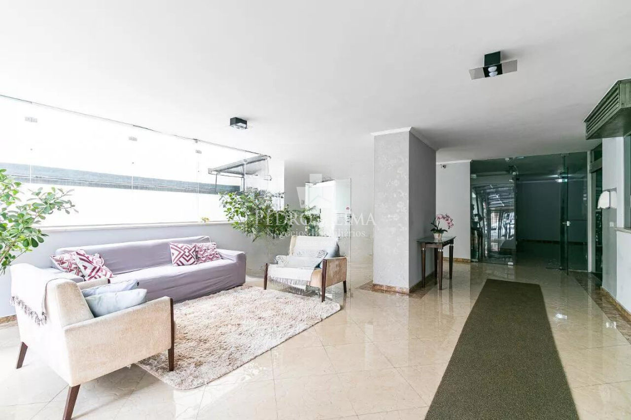 Apartamento 3 quartos sendo 1 suíte, 2 banheiros, 1 vaga de garagem no Tatuapé Edifício Silvia Maria