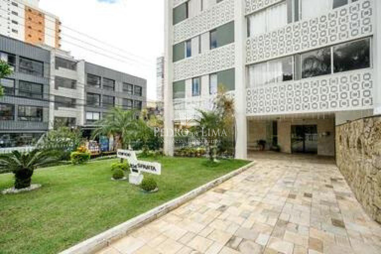 Apartamento 2 Dormitórios no Tatuapé, a 750 metros do Metrô Carrão. Condomínio Sparta