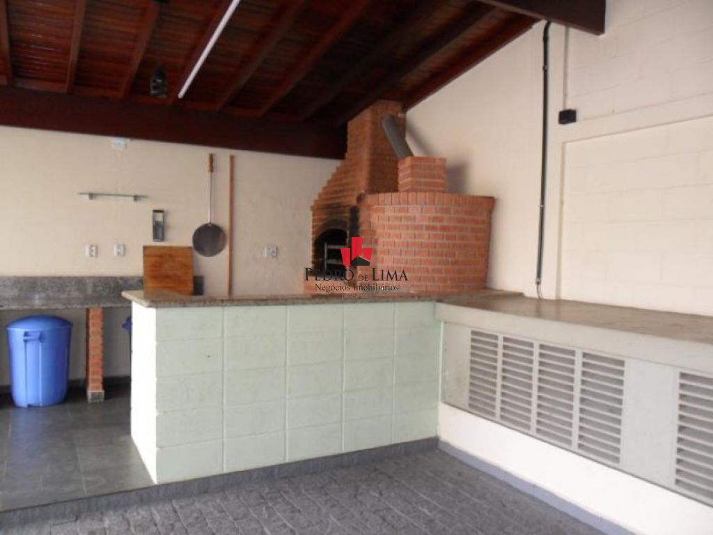 Apartamento na Vila Ré com 2 Dormitórios sendo uma suíte e 2 vagas