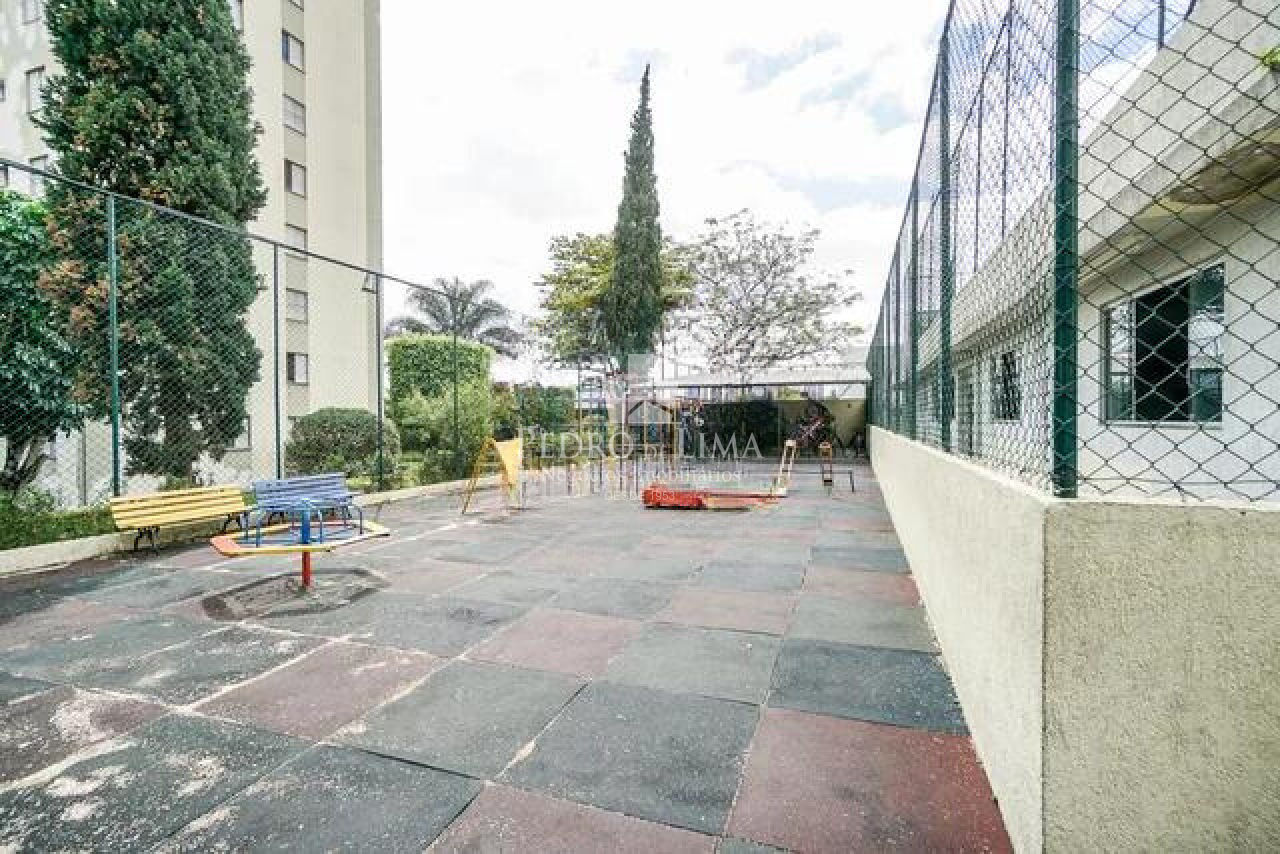 Apartamento de 2 quartos, 1 vaga, 50 m² - Condomínio Edifício Iguaré - Tatuapé