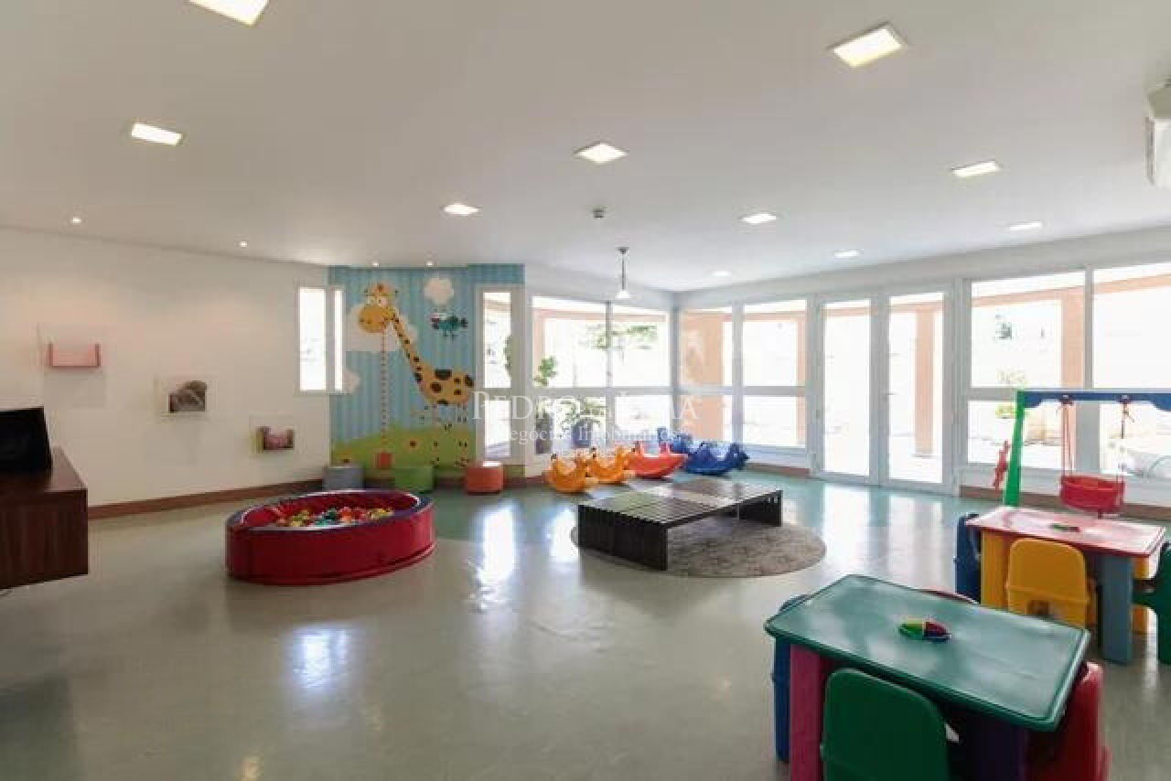 Apartamento Condominio Emilliano 298mts 4 suites 6 vagas 