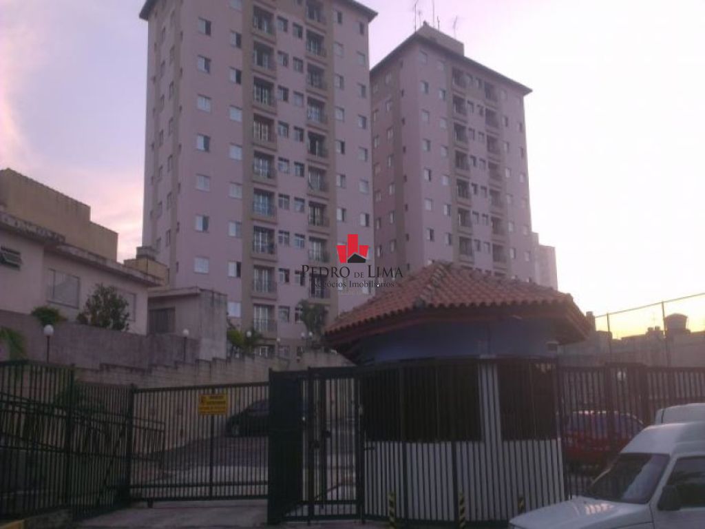 Apartamento com 3 dormitórios e 1 vaga no Cangaíba