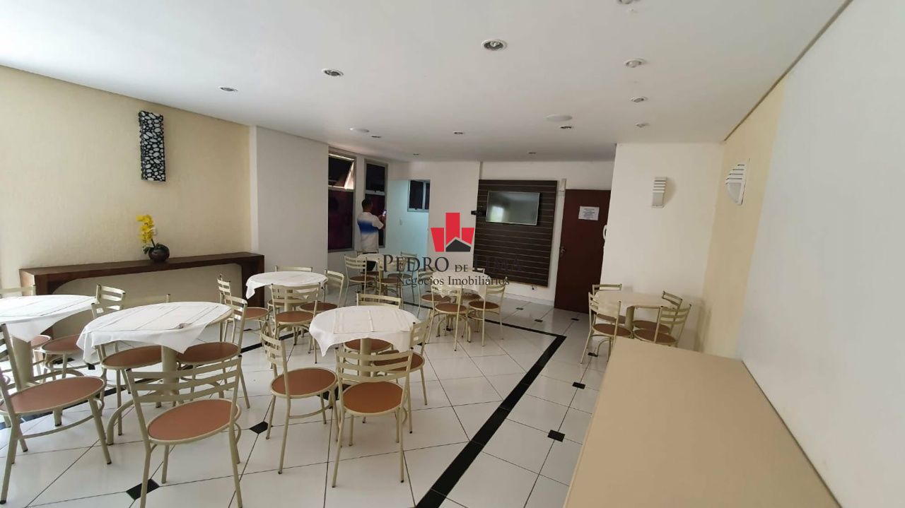 Apartamento para aqlugar com 3 dormitórios e 72 m²