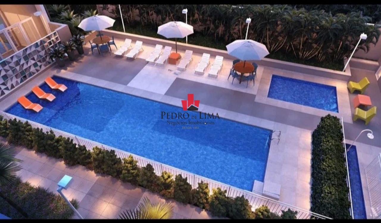 Apartamento 38m², 2 dormitórios,  sem vaga, semi-novo com armários planejados