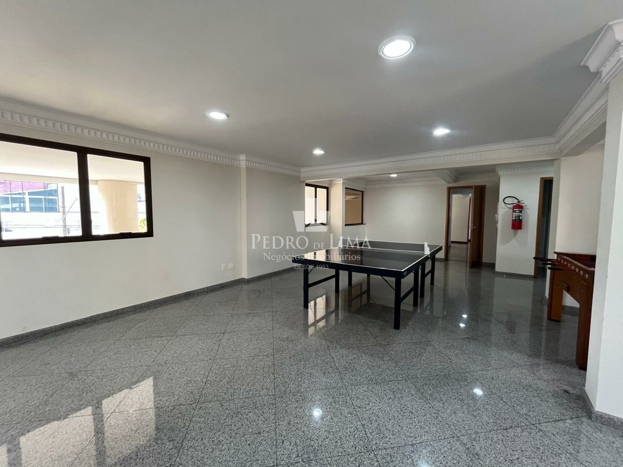 Apartamento 4 quartos, 4 vagas, Vila Carrão. Condomínio Monte Carlo