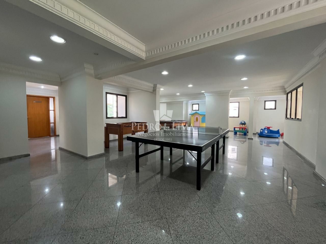 Apartamento 4 quartos, 4 vagas, Vila Carrão. Condomínio Monte Carlo