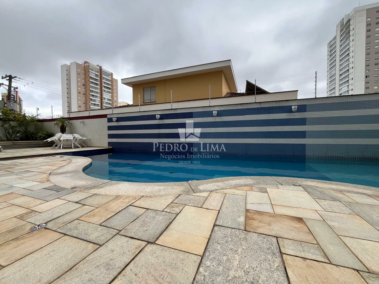 Apartamento 4 quartos, 4 vagas, Vila Carrão. Condomínio Monte Carlo