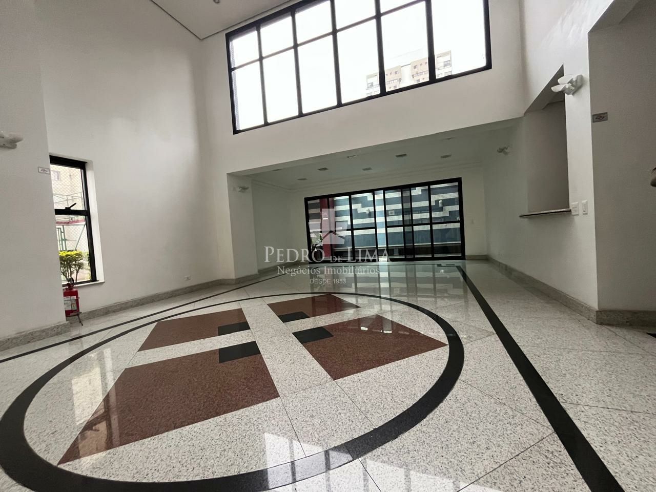 Apartamento 4 quartos, 4 vagas, Vila Carrão. Condomínio Monte Carlo