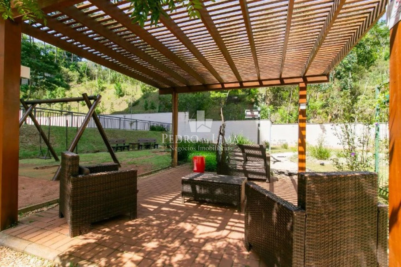 Apartamento 2 quartos 1 banheiro 1 vaga em Itaquera. Condomínio Dez Cerejeira