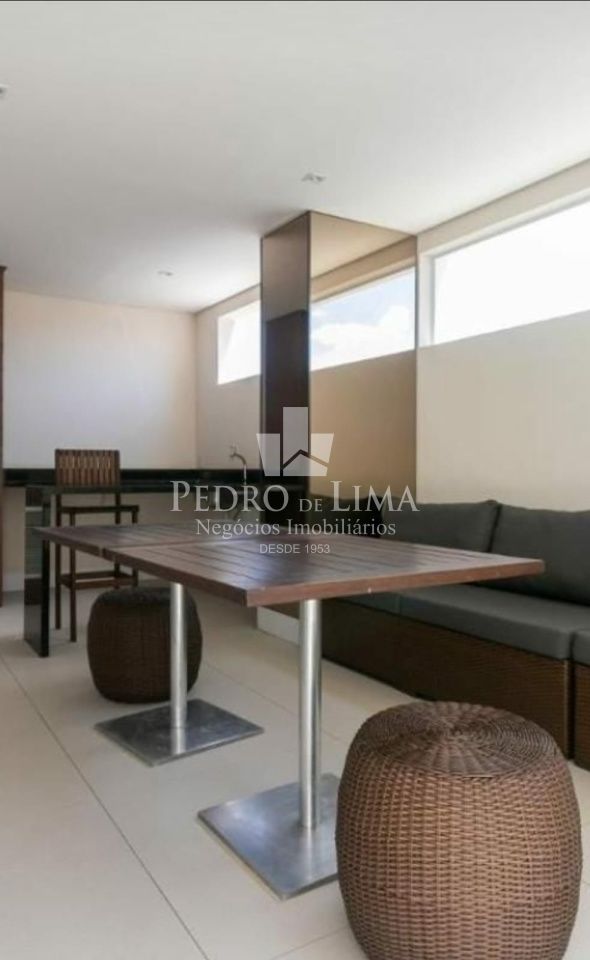 Apartamento na Mooca 45m², 1 suíte, lavabo, varanda e 1 vaga. Condomínio  Praça Piratininga