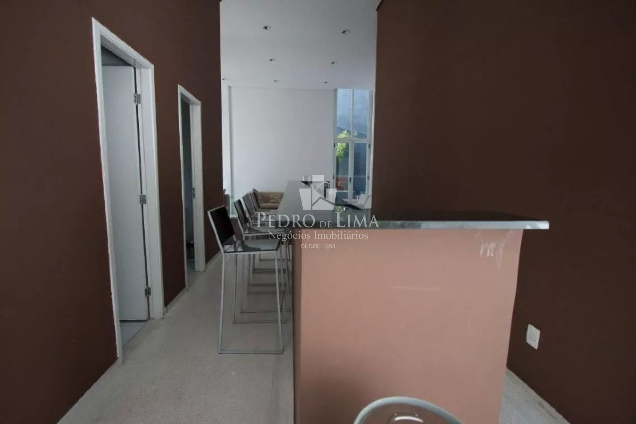 Loft Duplex de 86m² no Morumbi com móveis planejados. Condomínio Urban Loft