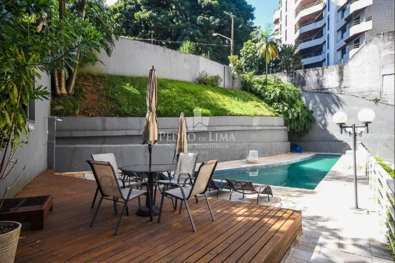 Loft Duplex de 86m² no Morumbi com móveis planejados. Condomínio Urban Loft