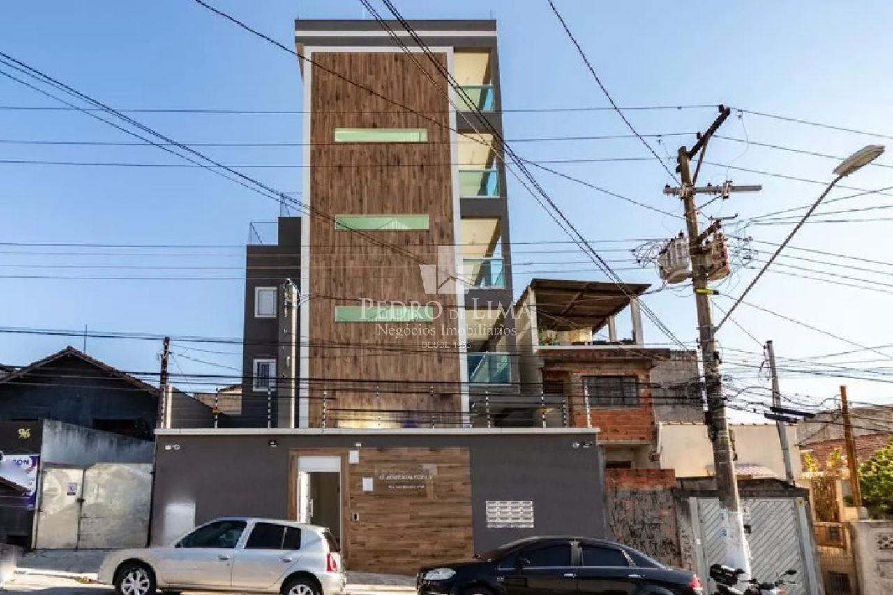 Apartamento 55m com varanda em Artur Alvim. Condomínio Flora IV.