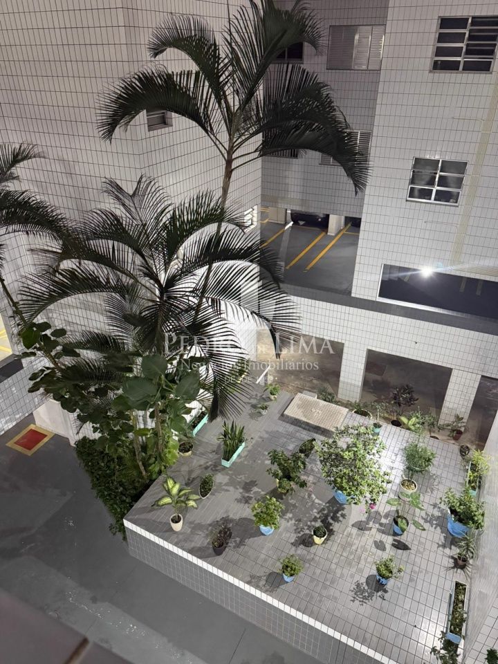 Apartamento 1 dormitório, 1 vaga em Ocian - Praia Grande 