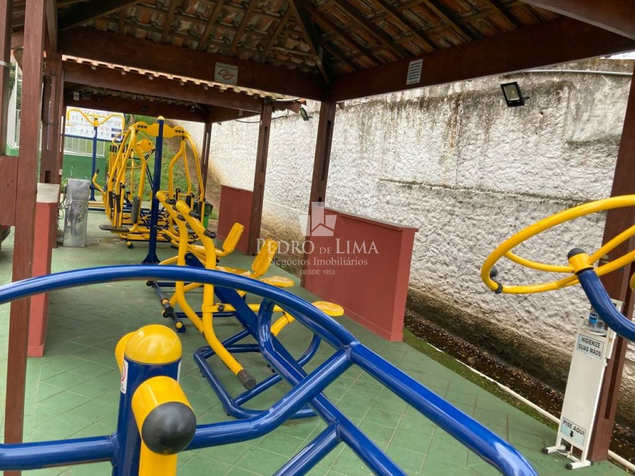 Apartamento 3 dormitórios sendo 1 suíte e 1 vaga, em Penha.