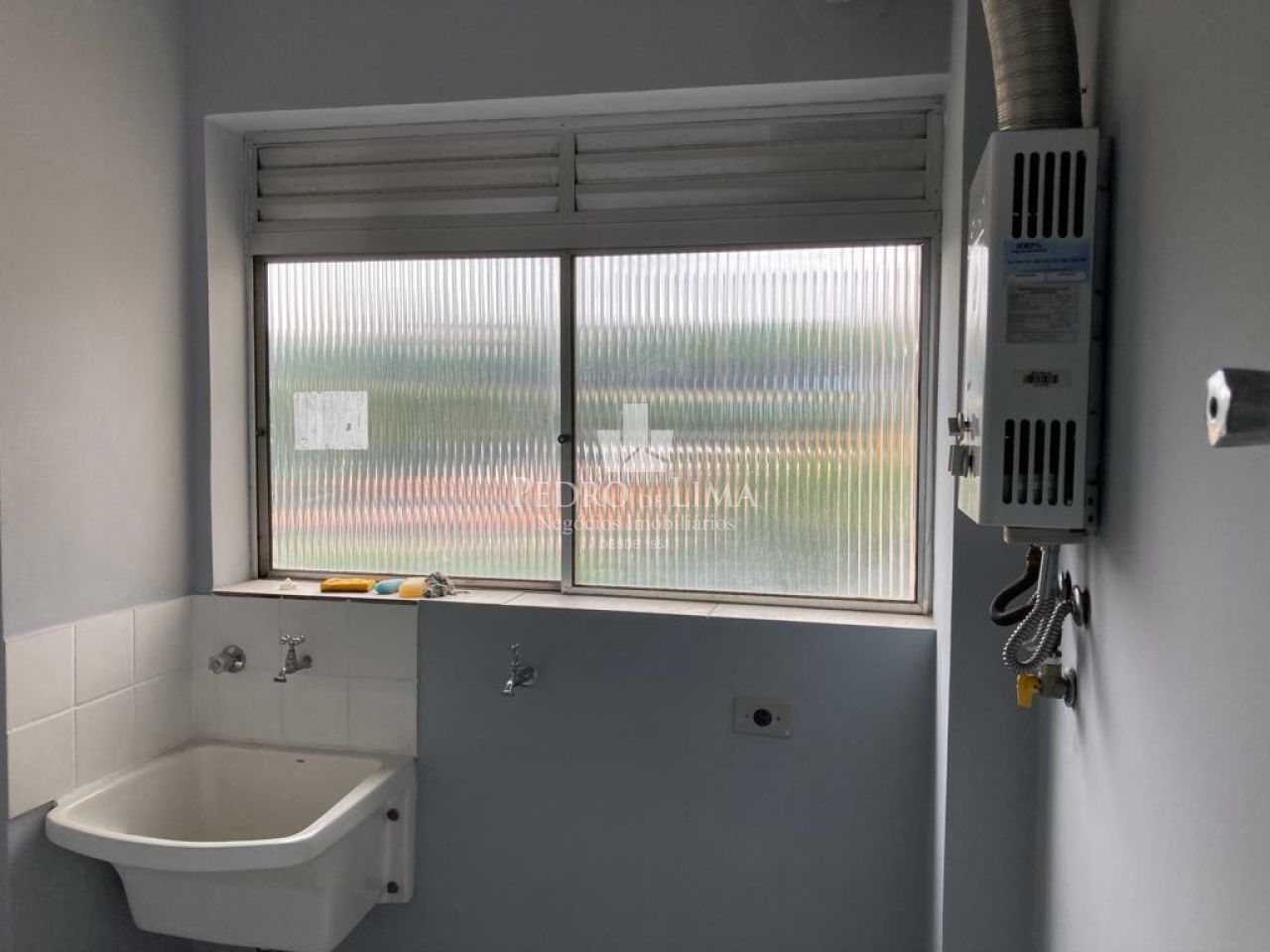 Apartamento 3 dormitórios sendo 1 suíte e 1 vaga, em Penha.