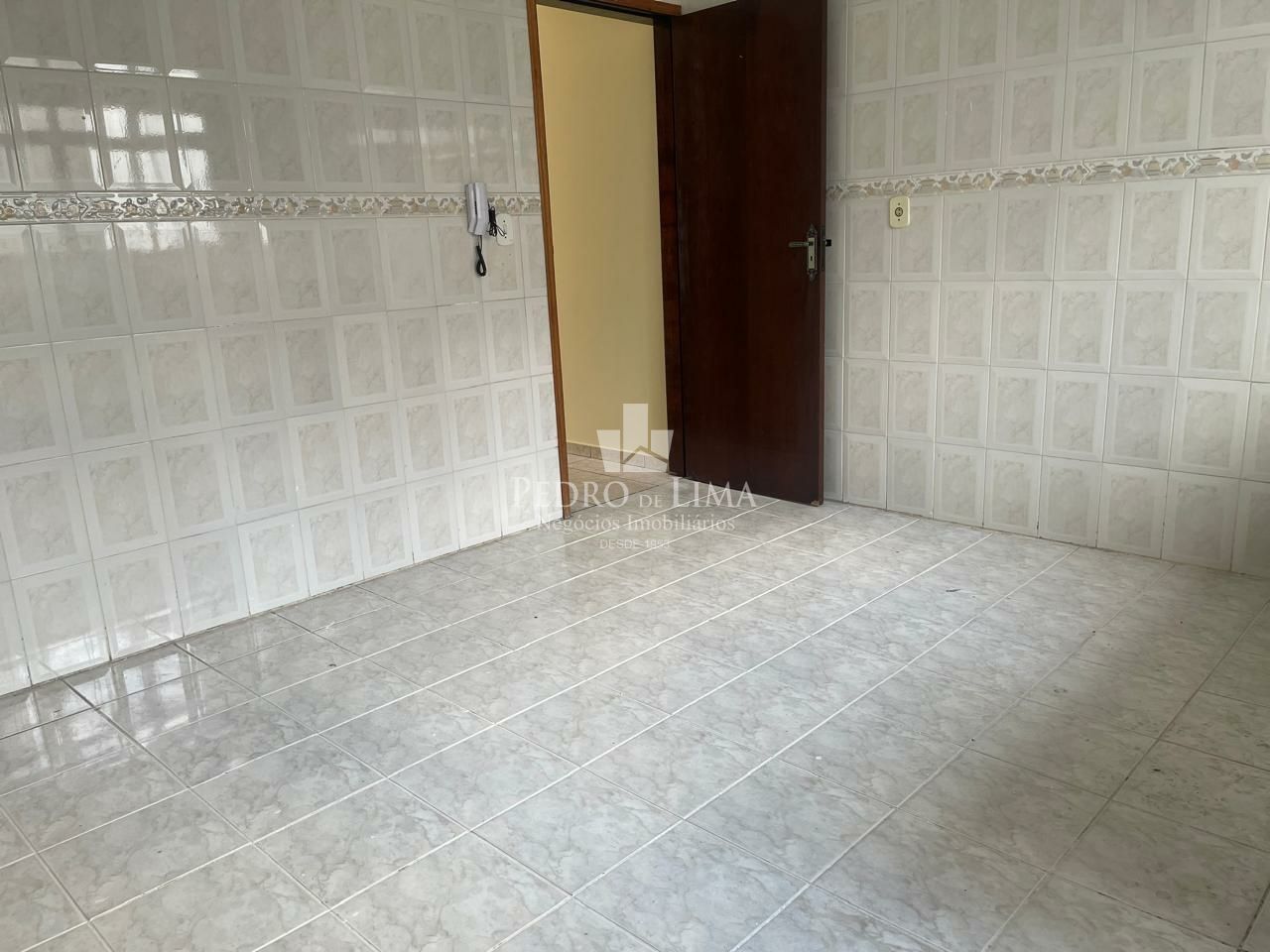 imagem do imovel Sobrado em condomínio fechado 2 suítes 2 vagas com edicula, na Penha. ref: PE11778