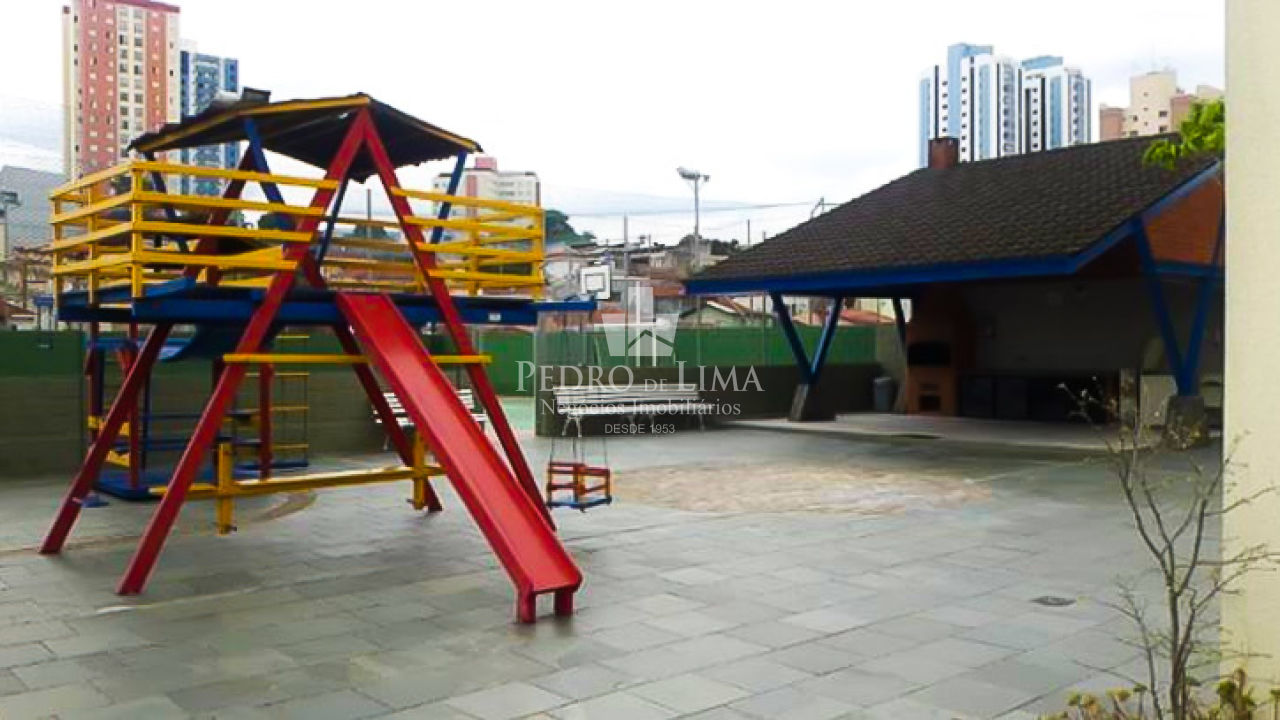 Cobertura com 4 dormitórios e 2 vagas na Penha 