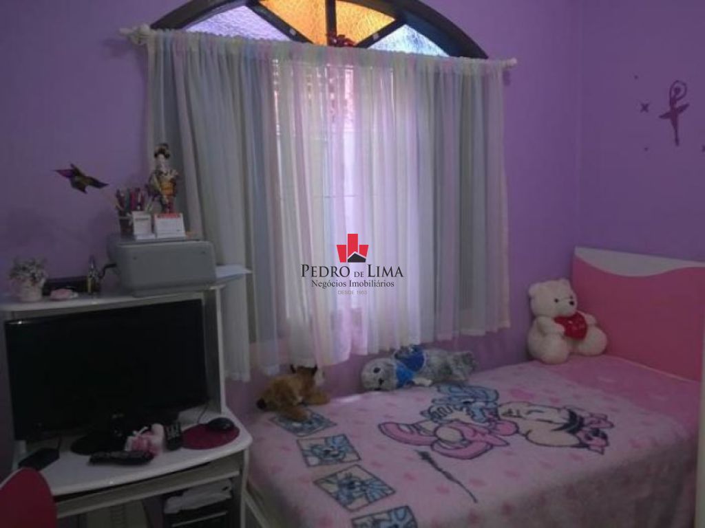Casa térrea na Ponte Rasa, 2 dormitórios, 2 vagas, terreno 5x25 metros, na Ponte Rasa