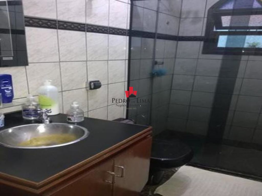 Casa térrea na Ponte Rasa, 2 dormitórios, 2 vagas, terreno 5x25 metros, na Ponte Rasa