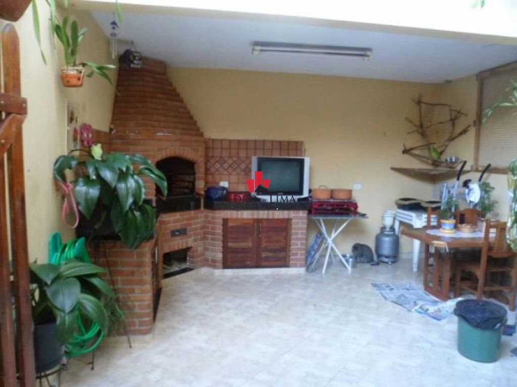Sobrado 2 dormitórios, suíte com closed e 2 vagas no Arthur Alvim