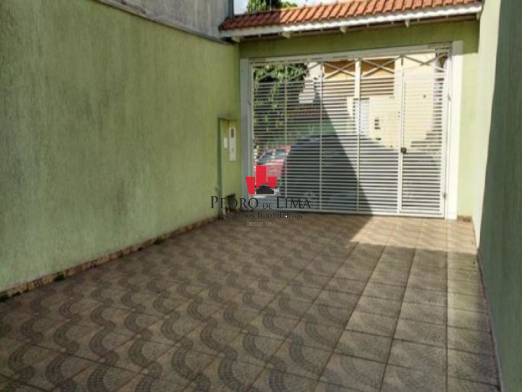 Sobrado frontal 3 dormitórios sendo 1 suíte e 4 vagas, no Jardim Hercilia.