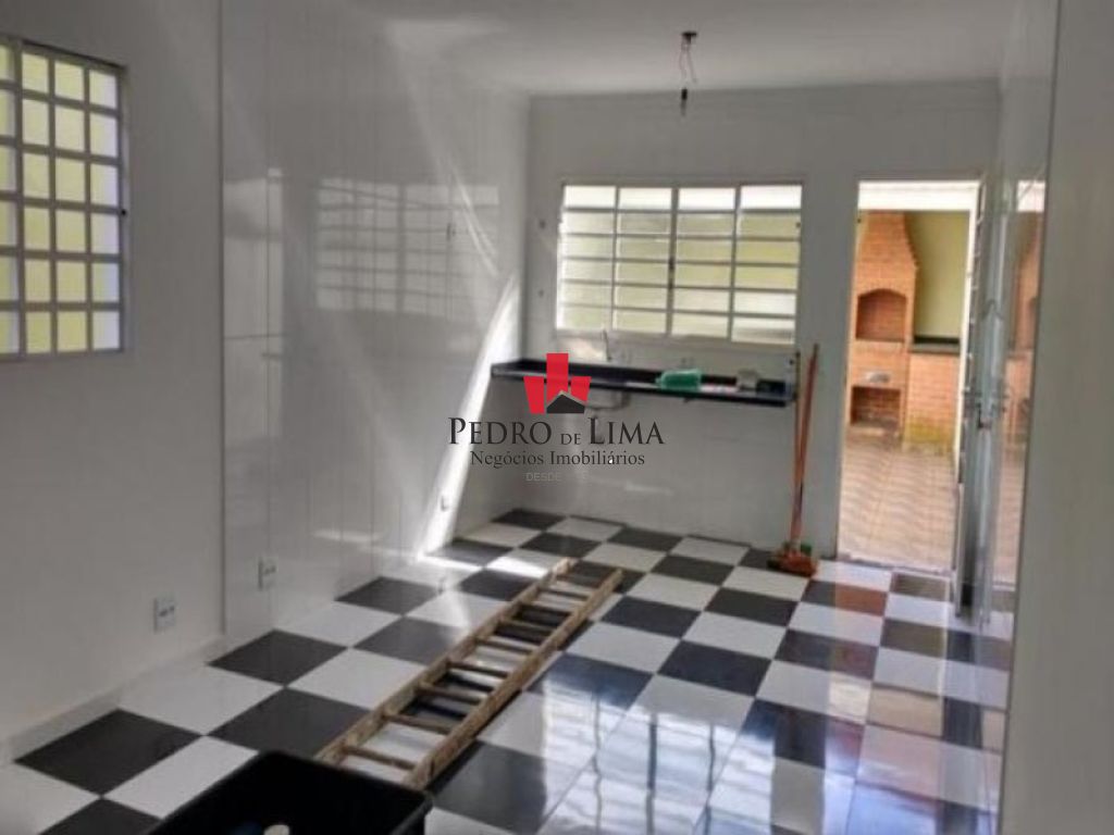 imagem do imovel Sobrado frontal 3 dormitórios sendo 1 suíte e 4 vagas, no Jardim Hercilia. ref: PE22002