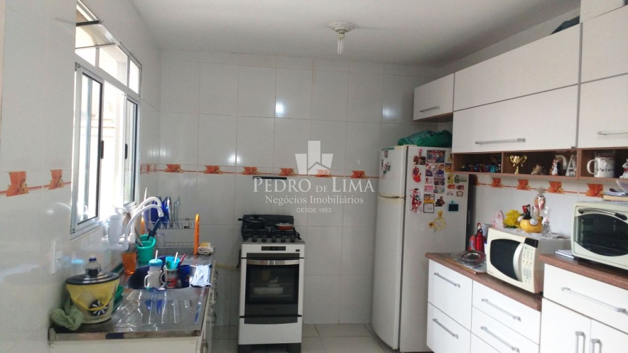 imagem do imovel Casa Térrea com 3 dormitórios  e 2 vagas de garagem,na  Ponte Rasa ref: PE22488