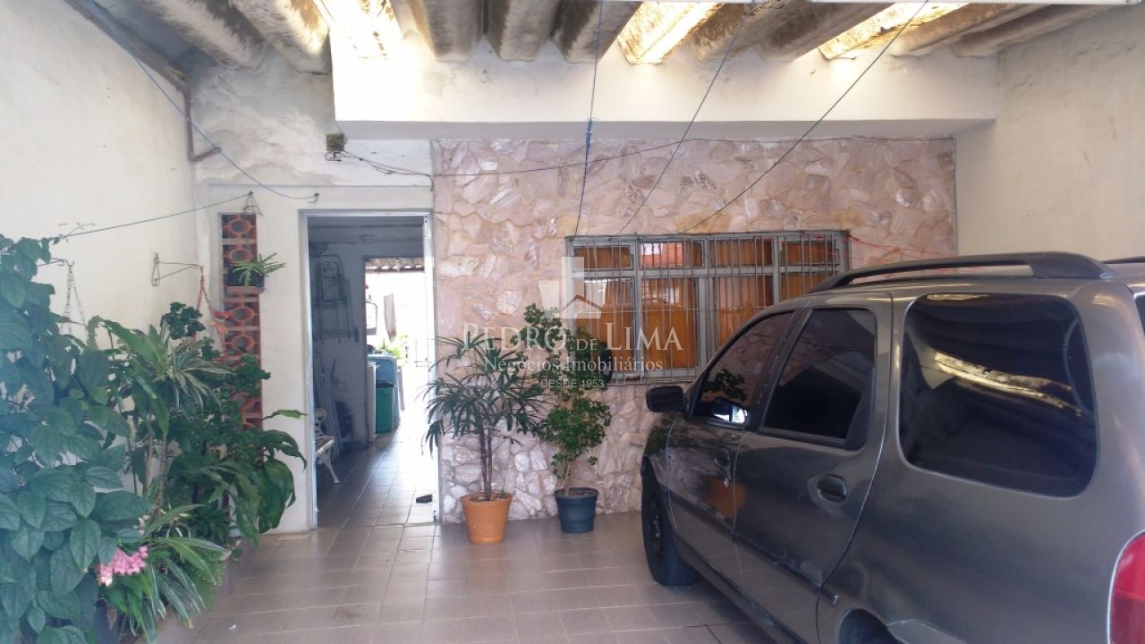 Casa Térrea com 3 dormitórios  e 2 vagas de garagem,na  Ponte Rasa