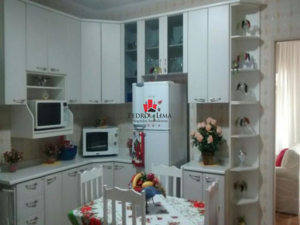 imagem do imovel Casa térrea 4 dormitórios sendo 1 suíte  e 3  vagas, em  Ponte Rasa ref: PE22751