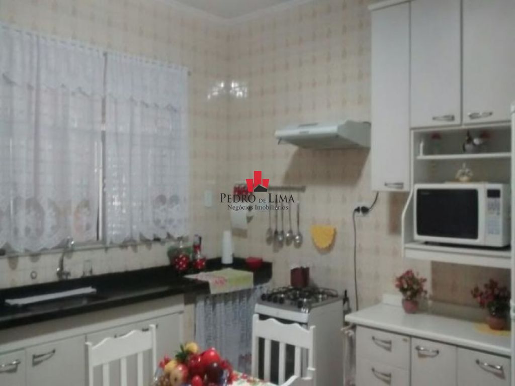 imagem do imovel Casa térrea 4 dormitórios sendo 1 suíte  e 3  vagas, em  Ponte Rasa ref: PE22751