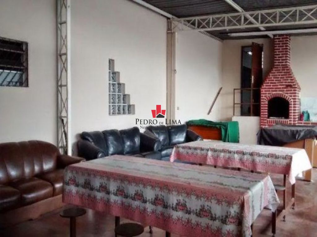 imagem do imovel Galpão Industrial - 1200 m² e 10 vagas, em Parque do Carmo. ref: PE22839