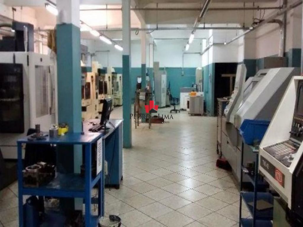 Galpão Industrial - 1200 m² e 10 vagas, em Parque do Carmo.