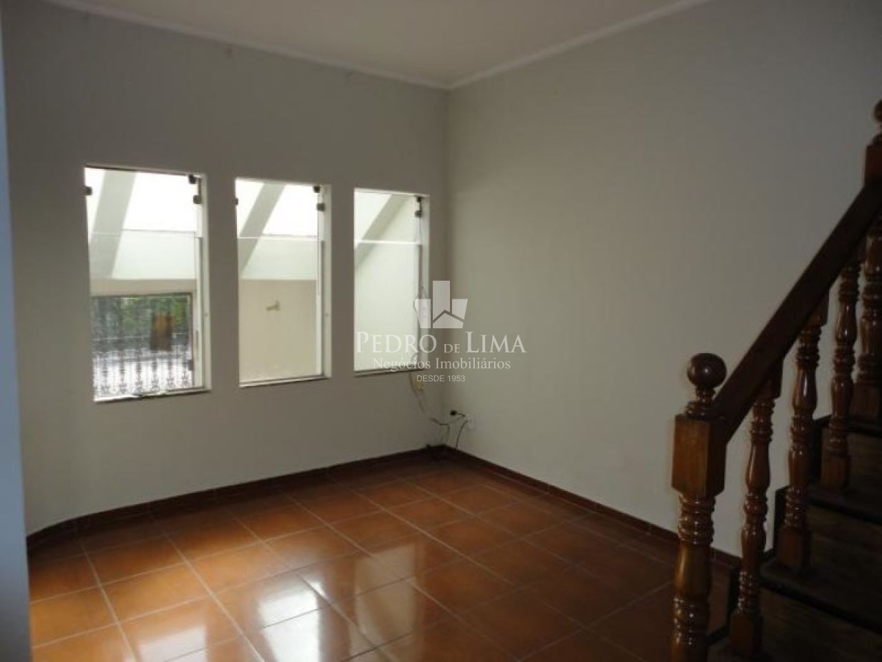 imagem do imovel Sobrado frontal 3 suítes e 2 vagas, em Penha. ref: PE22849