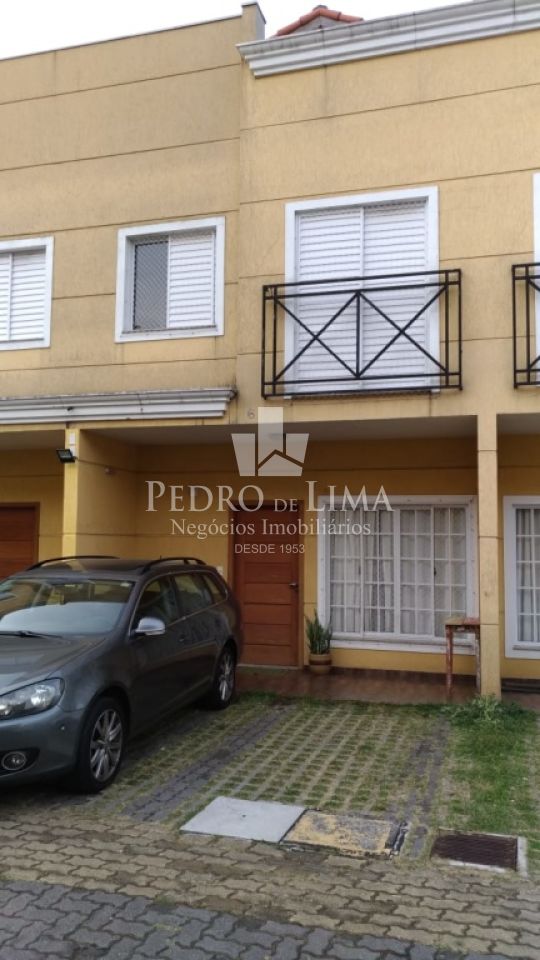 Sobrado em condomínio fechado 3 dormitórios sendo 1 suíte, 2 vagas, em Vila Carrão