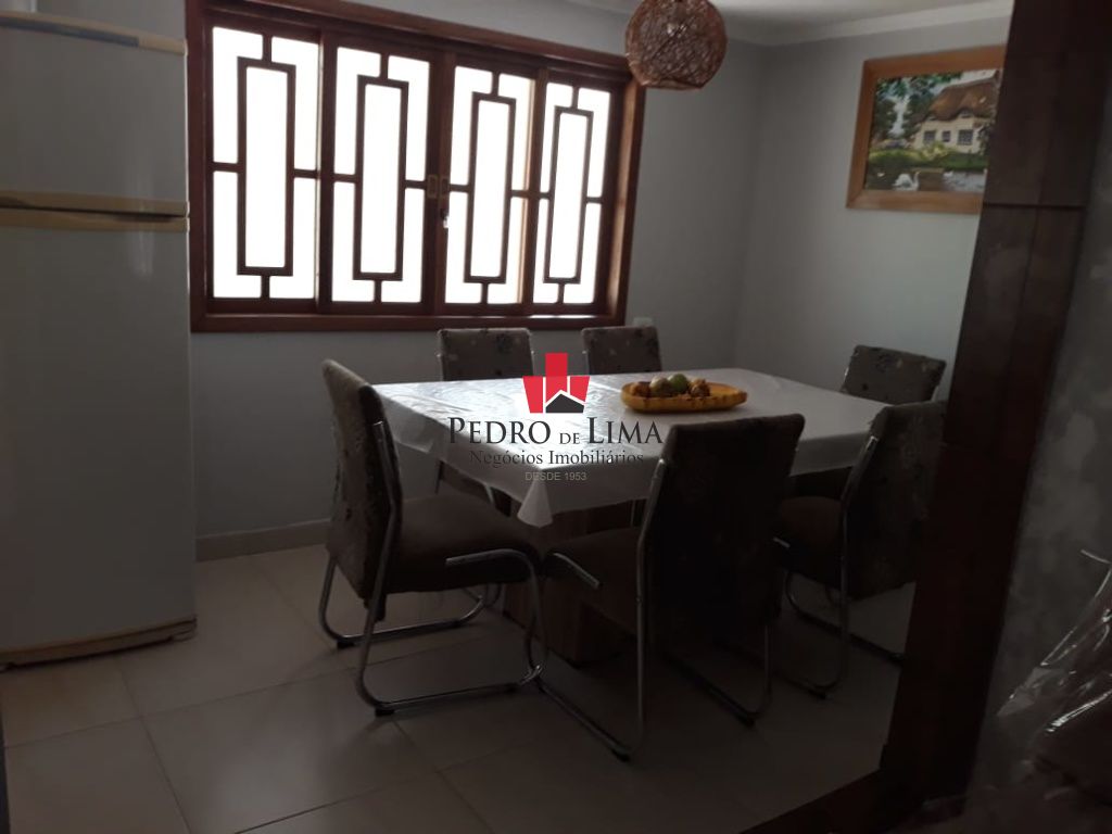 Chacara  com  3 dormitórios sendo 2 suítes, churrasqueira, piscina e 45 vagas, no Atibaia.