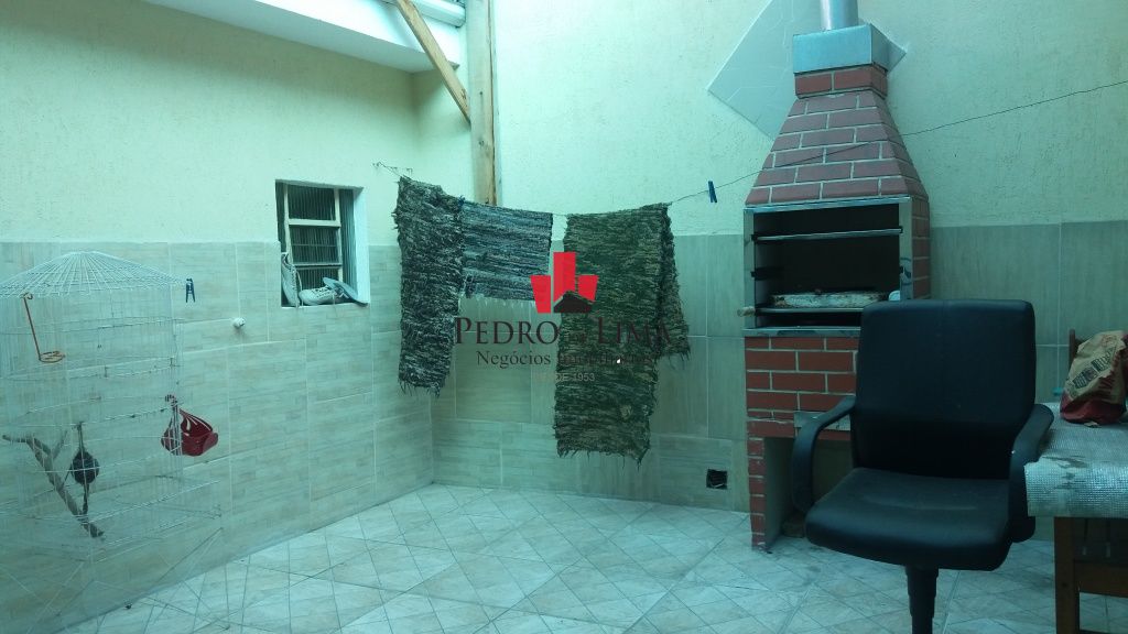 Casa assobrada 5 dormitórios 1 suite e 2 vagas no Arthur Alvim