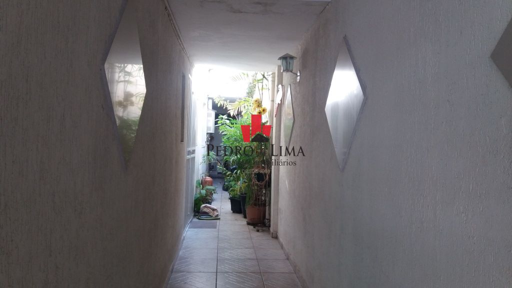 Casa assobrada 5 dormitórios 1 suite e 2 vagas no Arthur Alvim