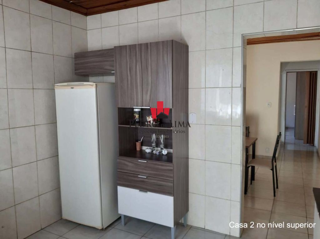 Casa Térrea com 3 dormitórios , Edicula, e 2 vagas na Ponte Rasa 