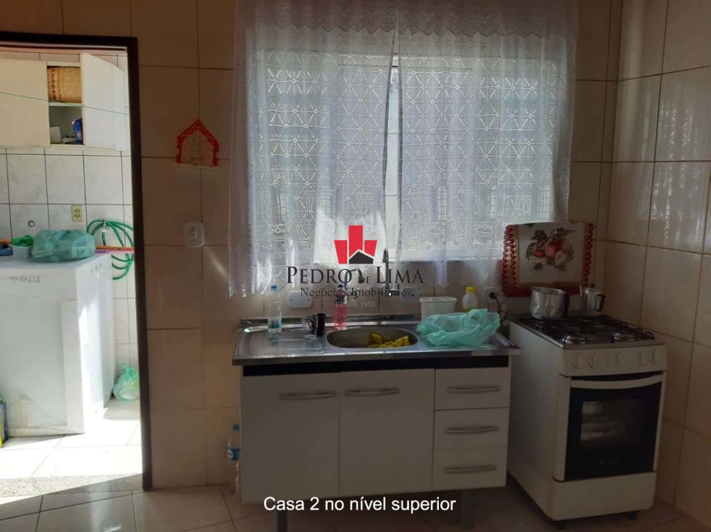 Casa Térrea com 3 dormitórios , Edicula, e 2 vagas na Ponte Rasa 