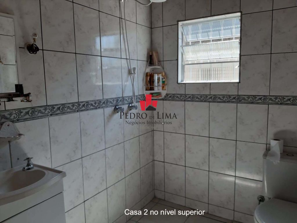 Casa Térrea com 3 dormitórios , Edicula, e 2 vagas na Ponte Rasa 