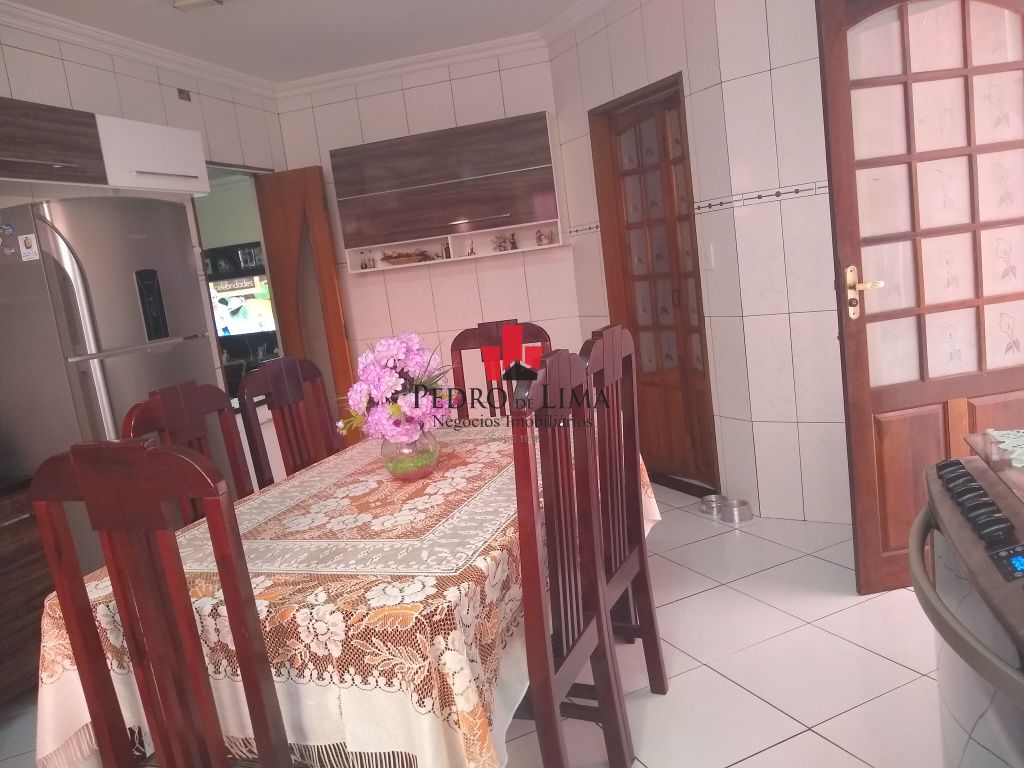 Sobrado Frontal, 3 dormitórios em Vila Nova Curuçá