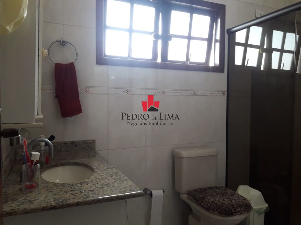 Casa térrea com amplo Terreno na Ponte Rasa
