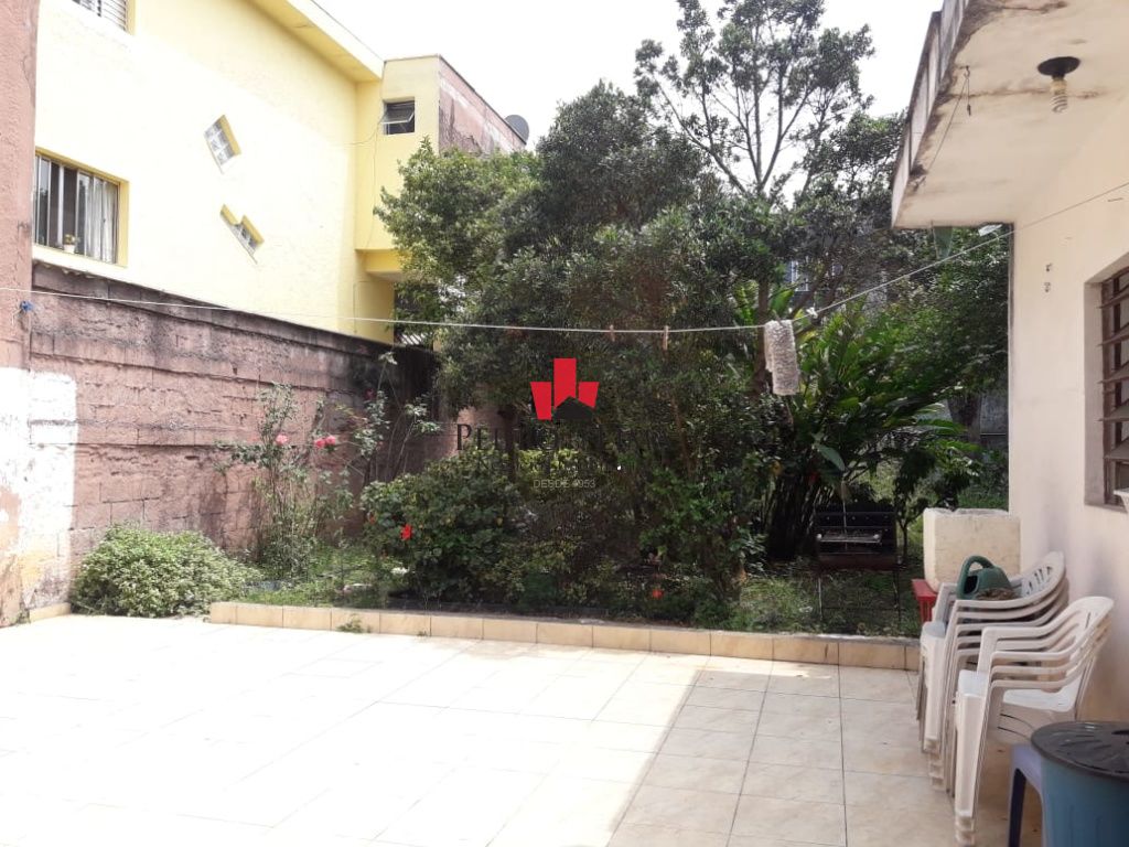 Casa térrea com amplo Terreno na Ponte Rasa